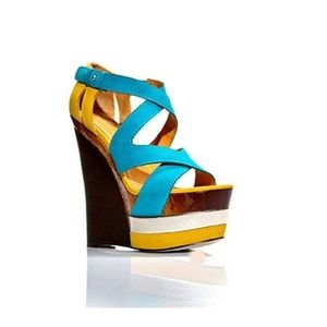 WEDGE HEELS